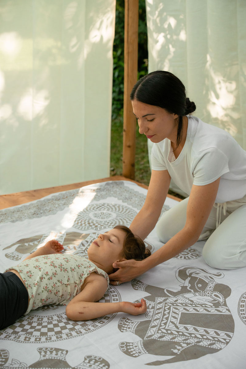 massaggio per bambini le case resort macerata