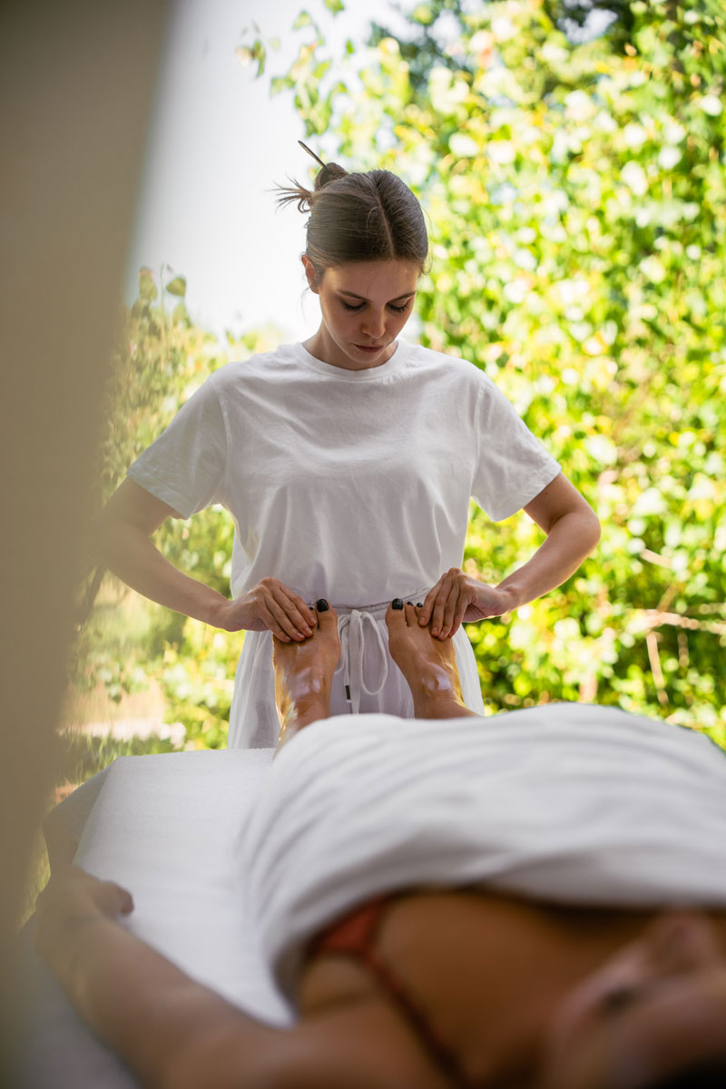 servizio massaggi resort le case macerata
